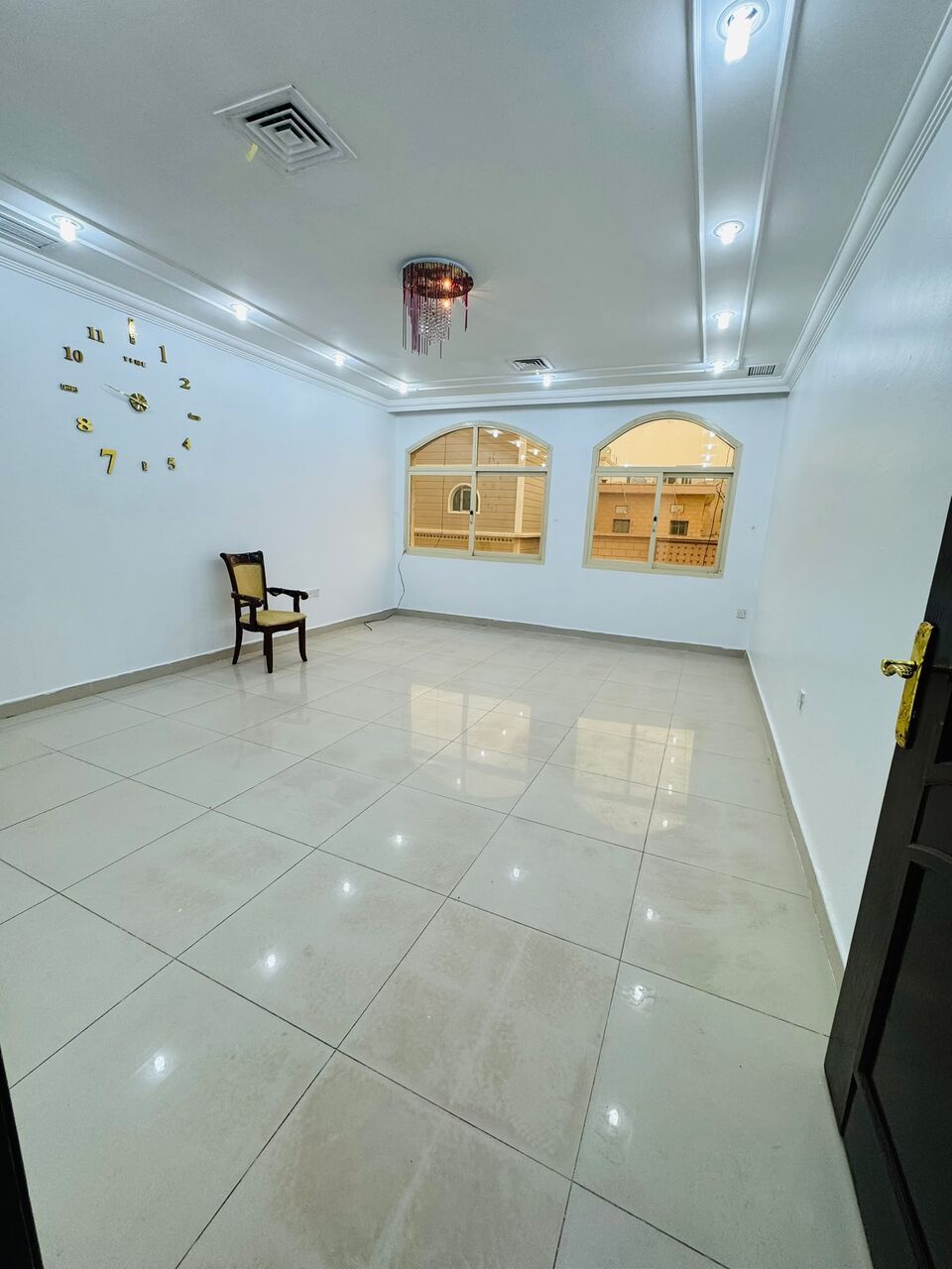 Kuwait City, Apartments, Flats, Houses & Villas, KWD 450/month,  3 BR,  Apartment For Rent In Al-Salam, 3 Bedrooms Including A Master Bedroom.