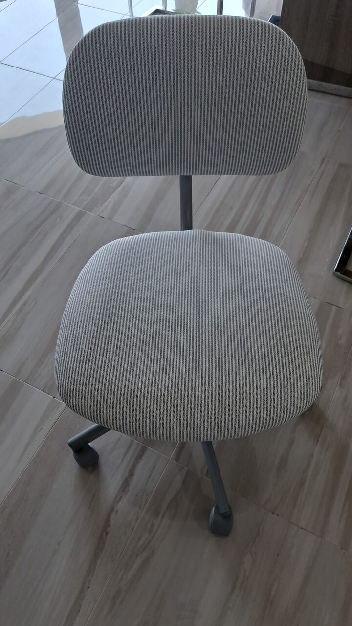 Manama, Furniture, BHD 10,  Childrens Desk Chair