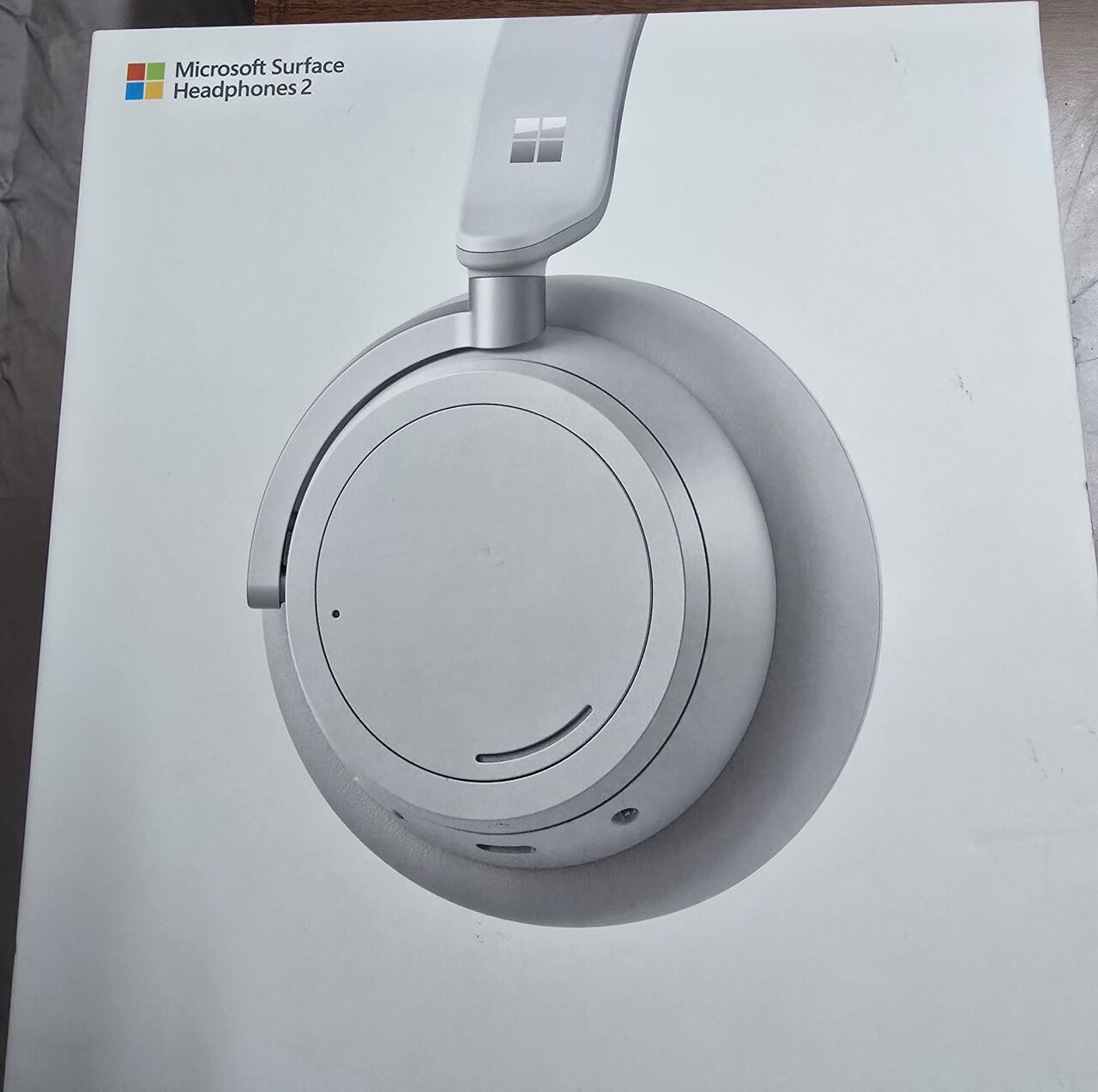 Jeddah, Electronics, SAR 600,  Surface Headphones 2