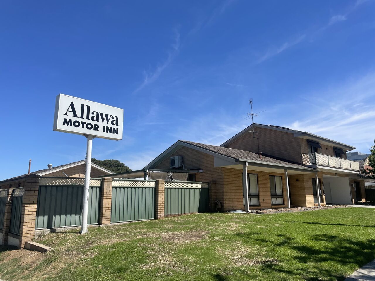 Sydney, Apartments, Flats, Houses & Villas, Great Value Cheap Accommodation Albury | Allawa Motor Inn