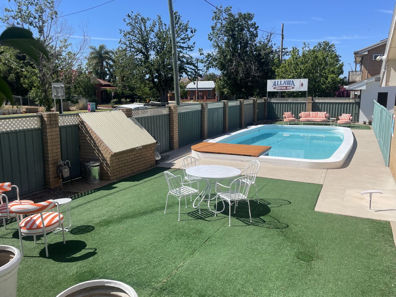 Sydney, Apartments, Flats, Houses & Villas, Great Value Cheap Accommodation Albury | Allawa Motor Inn