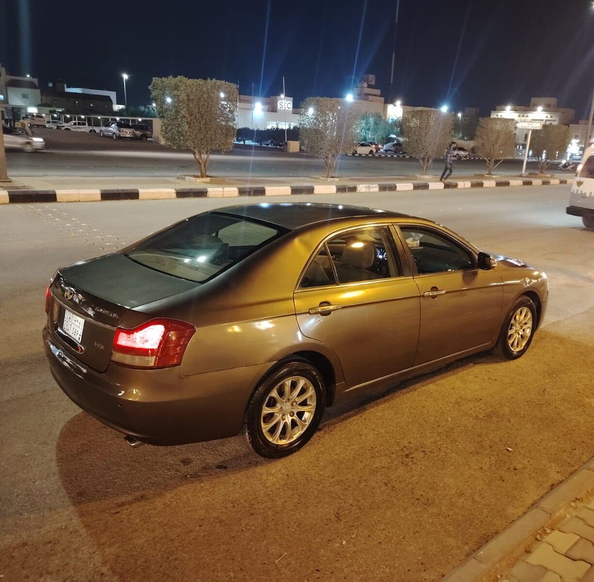Al-Muzahmiya, Vehicles, Cars & Trucks , SAR 12000,  Geely EC8 2.0,  2013,  Automatic,  240000 KM,   , Body Excellent And Non Accidental,AC Perfect And Chilling