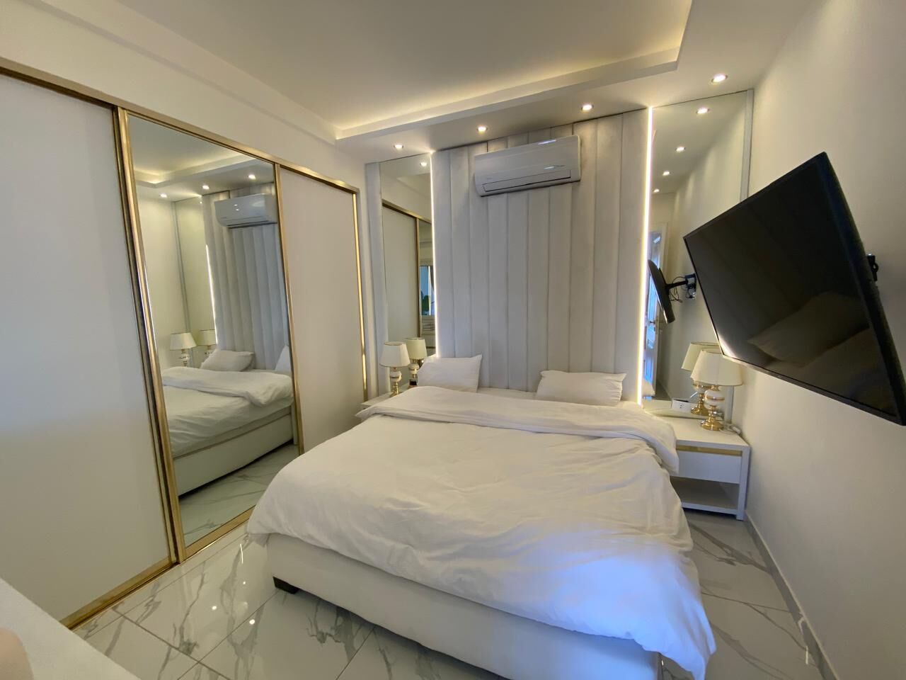 Amman, Apartments, Flats, Houses & Villas, JOD 12000/year,  Furnished,  1 BR,  7 Sq. Meter,  Rooftop Apartment For Rent