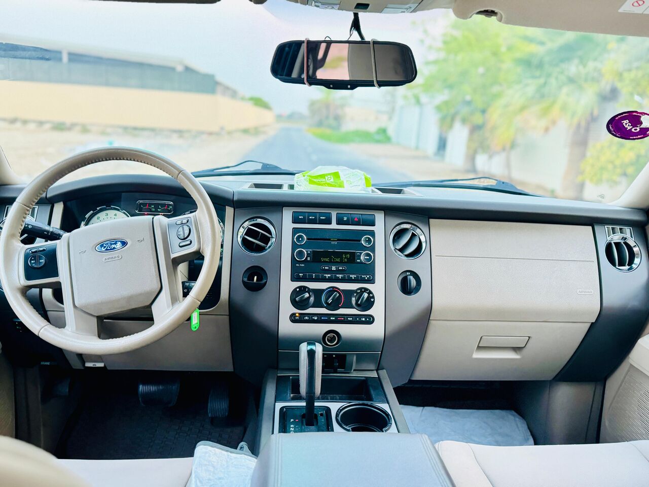 Hamala, Vehicles, Cars & Trucks , BHD 5500,  Ford Expedition XLT,  2014,  Automatic,  79000 KM,