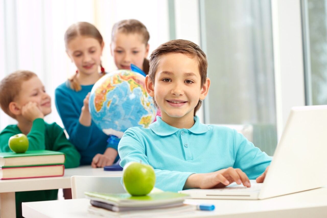 Mumbai, Childcare Job Seekers, Cambridge Syllabus Schools In Nallagandla