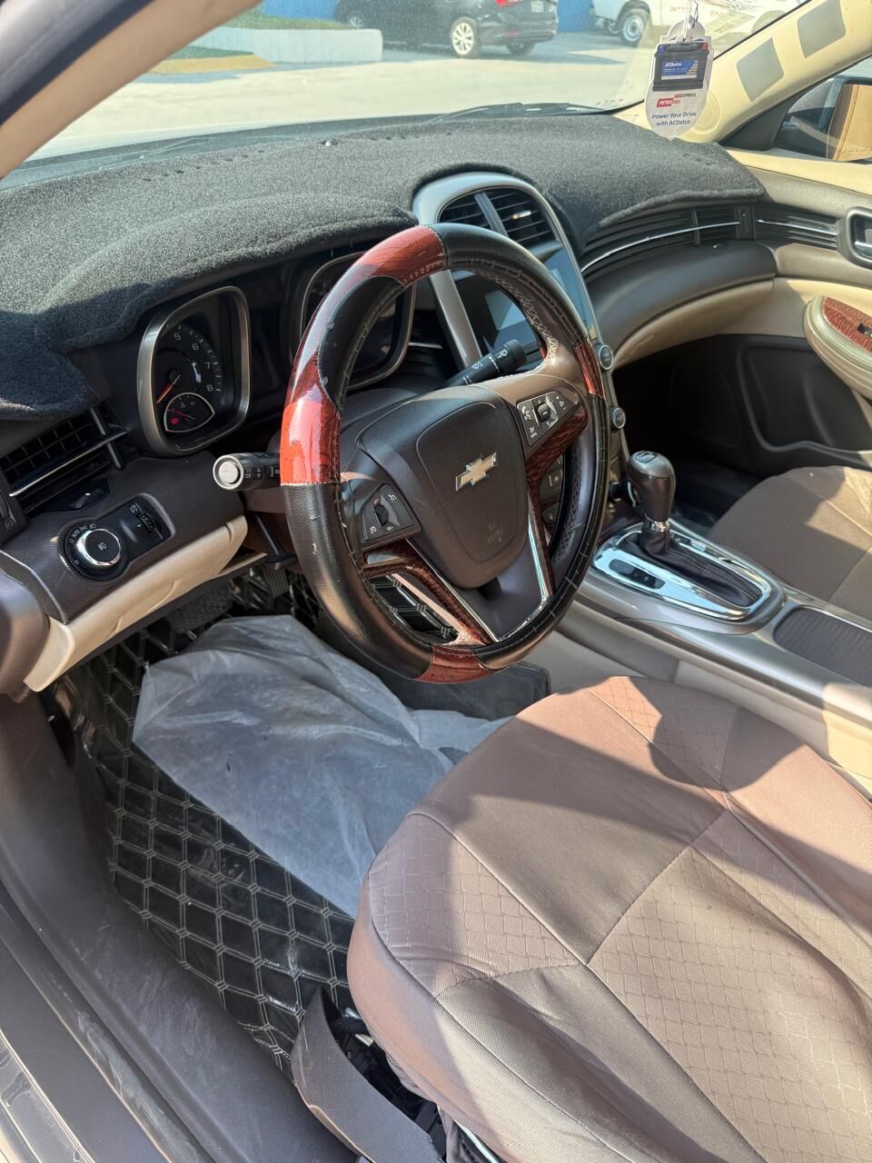 Jubail, Vehicles, Cars & Trucks , SAR 18000,  Chevrolet Malibu,  2013,  Automatic,  300000 KM,  Malibu  At 18000SR Good Condition AC