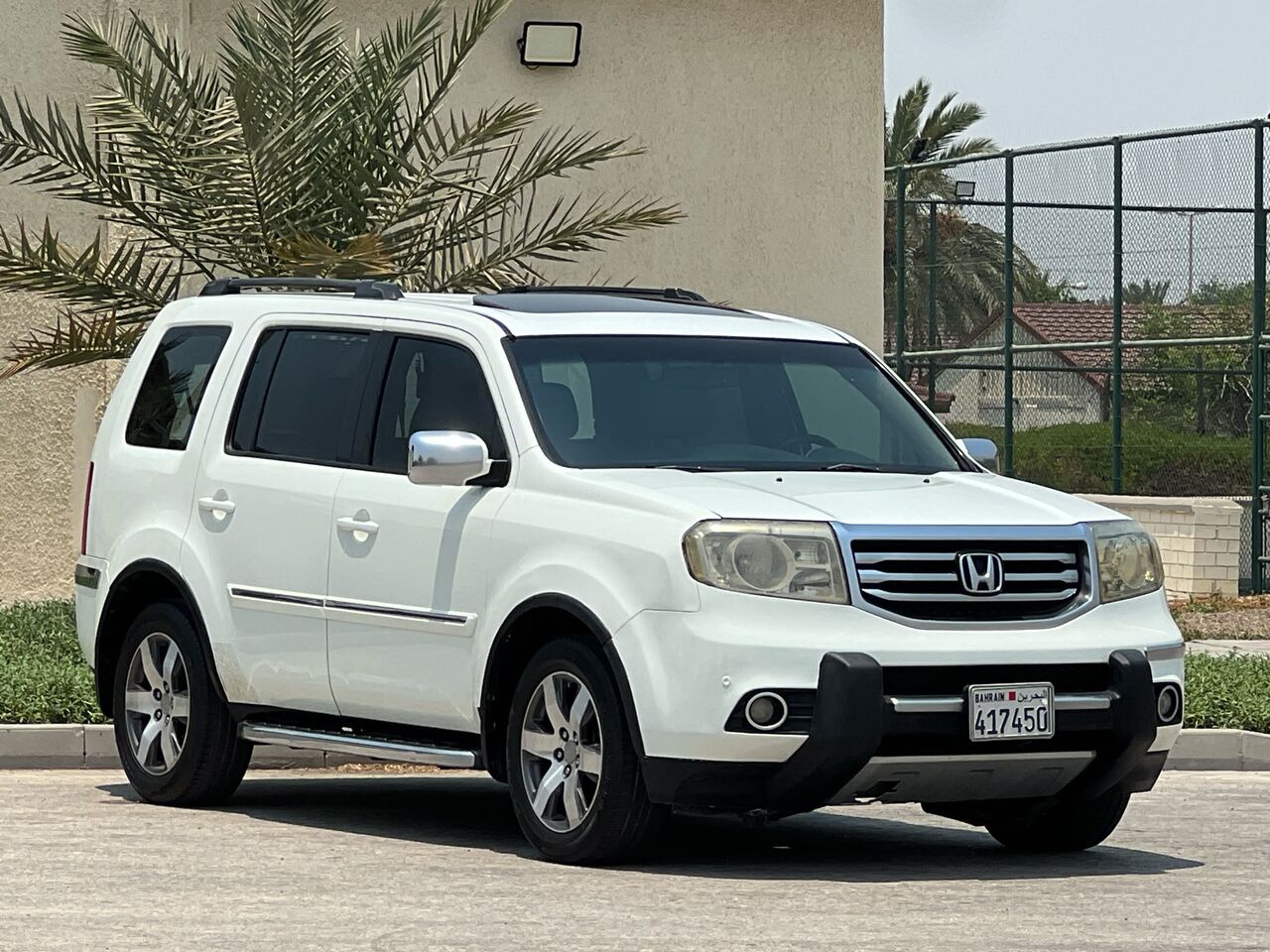 Riffa, Vehicles, Cars & Trucks , BHD 2400,  Honda Pilot,  2012,  Automatic,  250000 KM,    FULL OPTION MODEL  FOR SALE