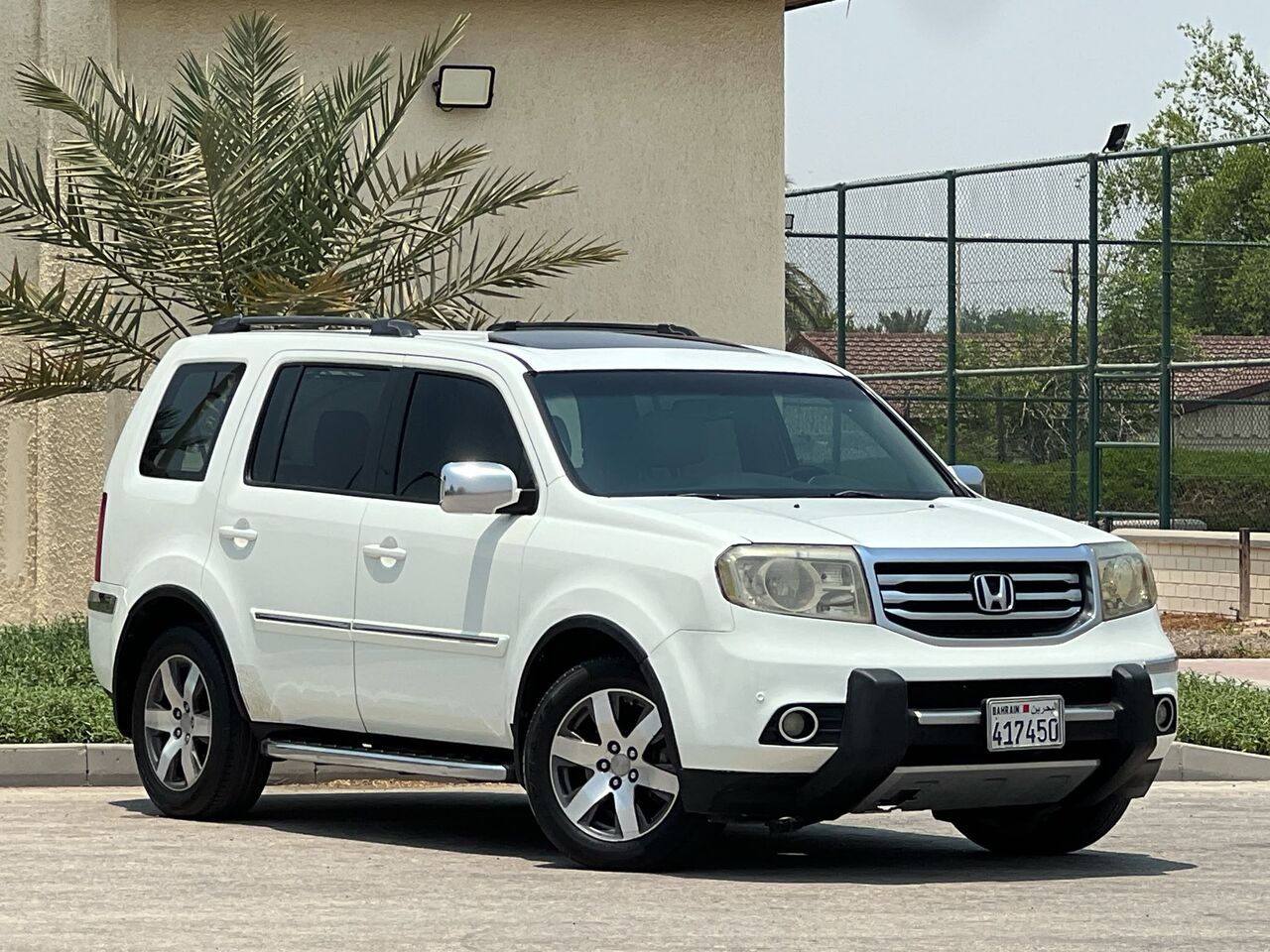 Riffa, Vehicles, Cars & Trucks , BHD 2400,  Honda Pilot,  2012,  Automatic,  250000 KM,    FULL OPTION MODEL  FOR SALE