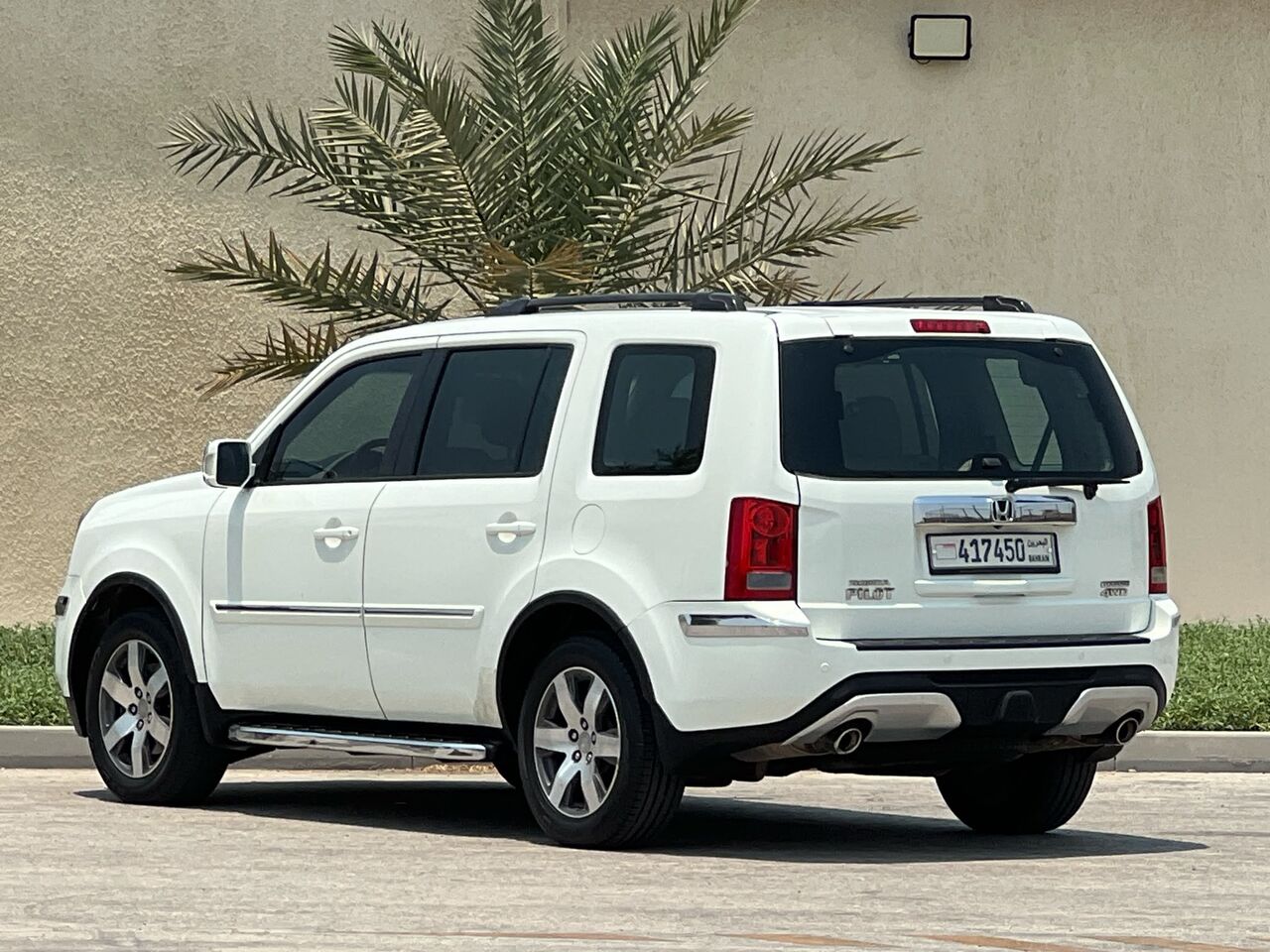 Riffa, Vehicles, Cars & Trucks , BHD 2400,  Honda Pilot,  2012,  Automatic,  250000 KM,    FULL OPTION MODEL  FOR SALE
