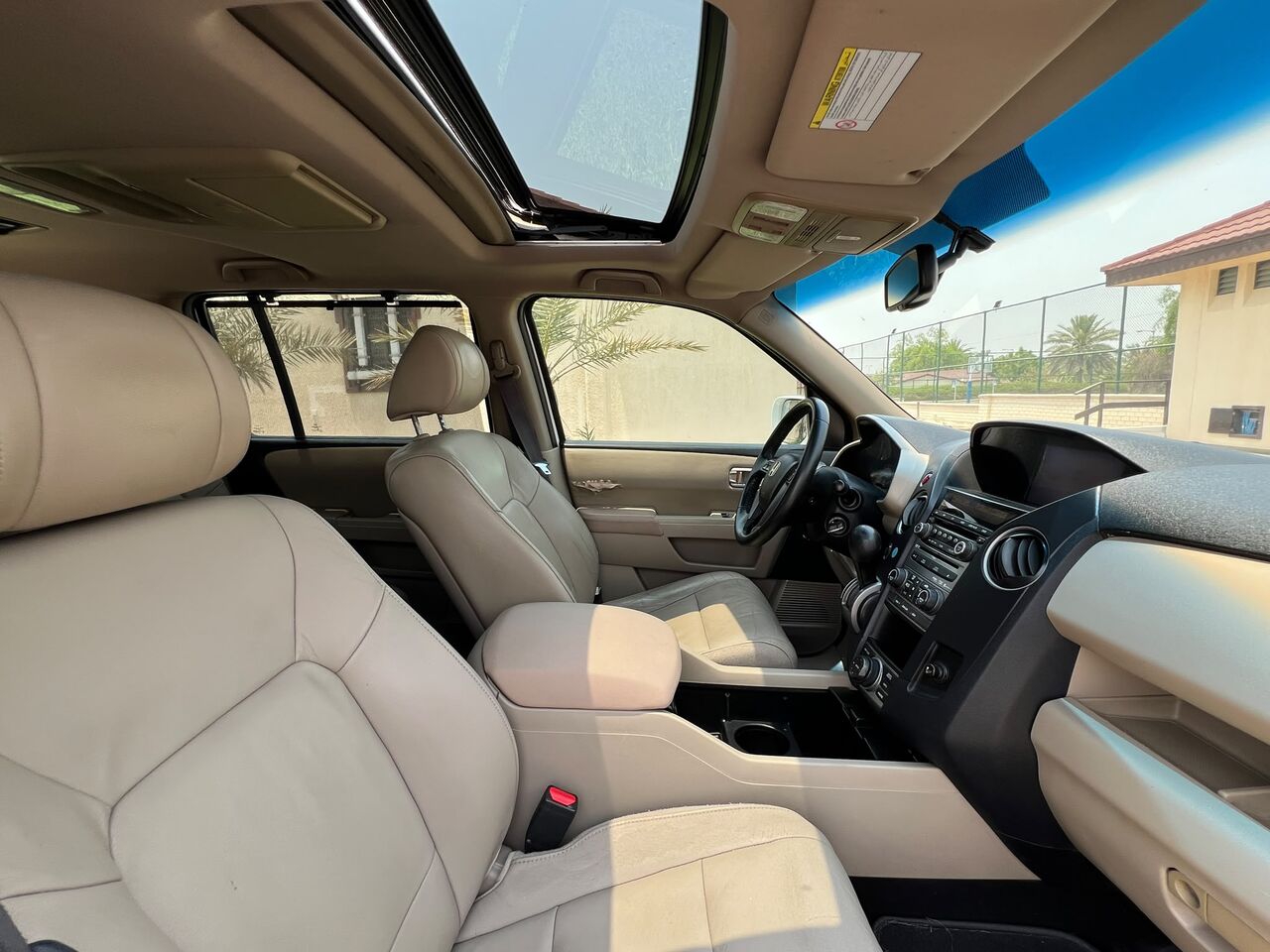 Riffa, Vehicles, Cars & Trucks , BHD 2400,  Honda Pilot,  2012,  Automatic,  250000 KM,    FULL OPTION MODEL  FOR SALE