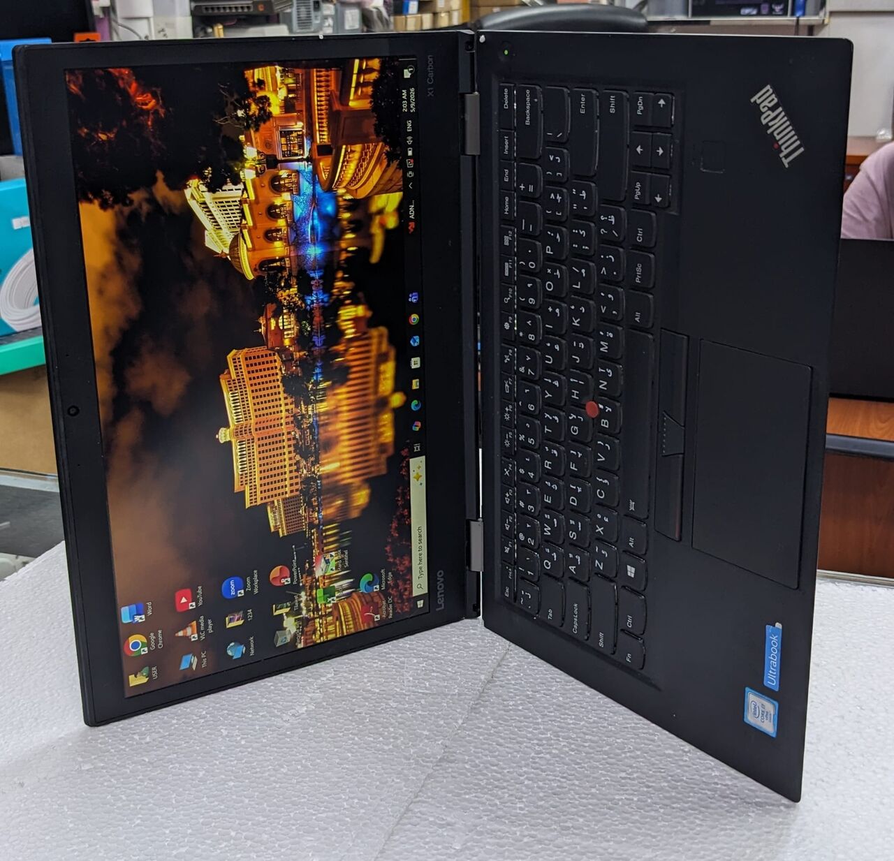 Manama, Computers, BHD 108,  LENOVO X1 CARBON Core I7 Thin & Slim Laptop 14" Display 16GB RAM 256GB SSD M.2 35x Fast