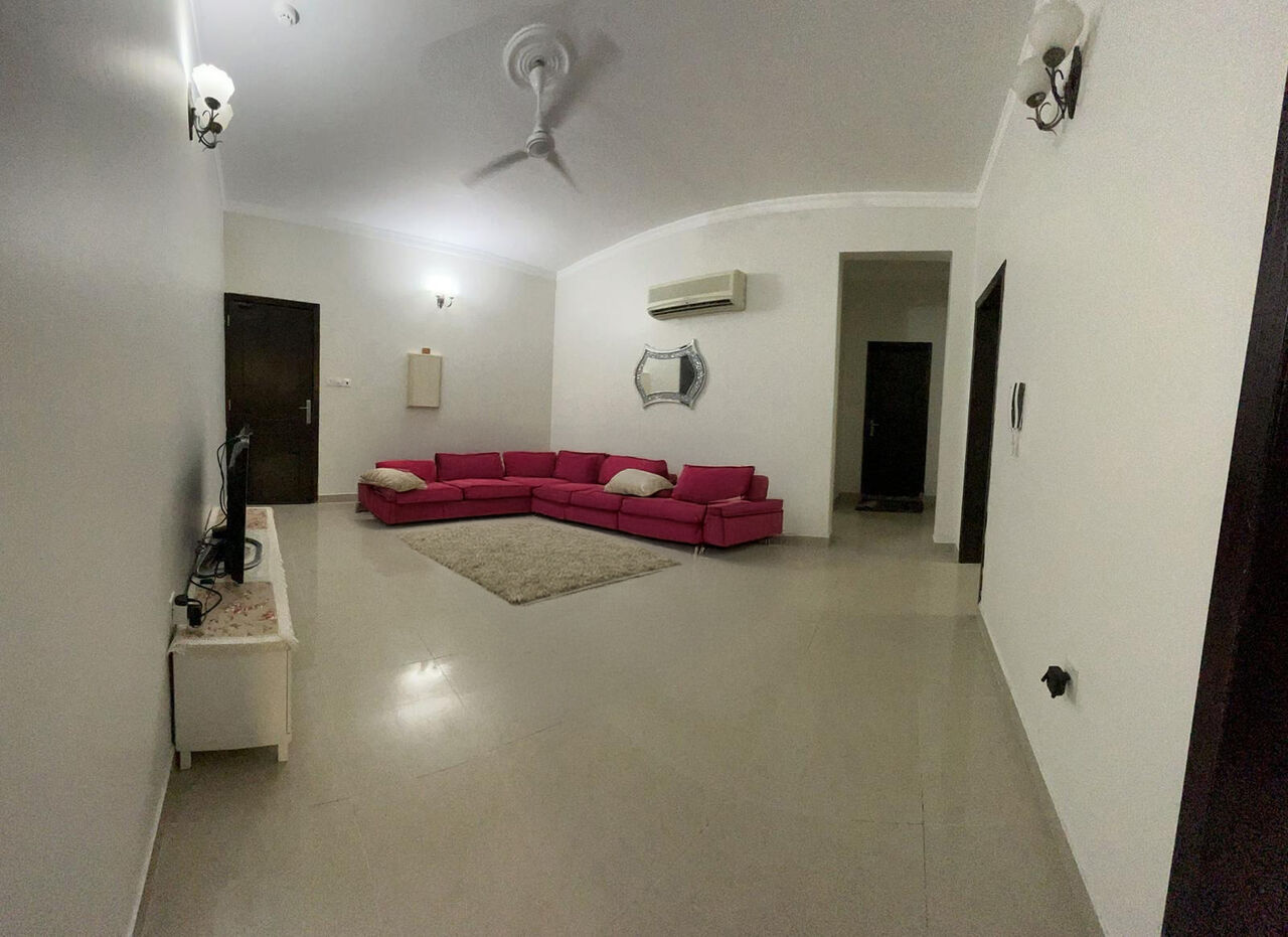 East Riffa, Apartments, Flats, Houses & Villas, 2 BR,  100 Sq. Meter,  Family Residence Flat For Rent