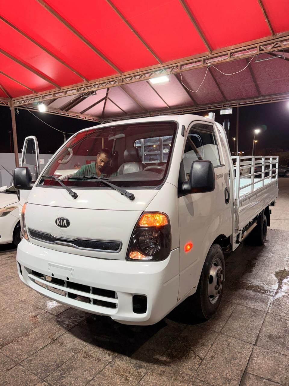 Dammam, Vehicles, Cars & Trucks , SAR 48000,  Kia4000,  2017,  Manual,  140000 KM,  Kia Diana 4000 For Urgent Sale