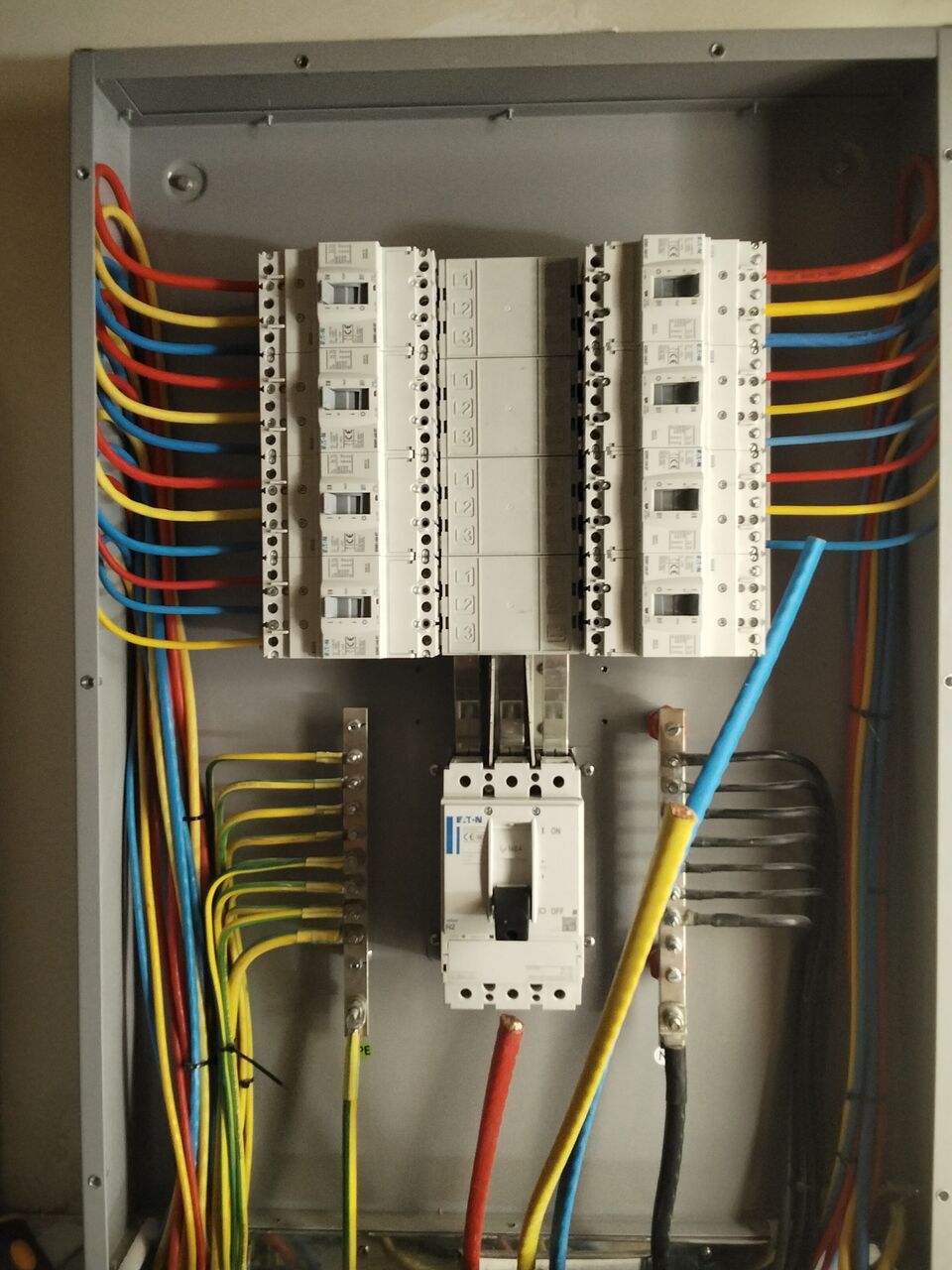Doha, Technical, Professional Electrician Service - Quick Repair
