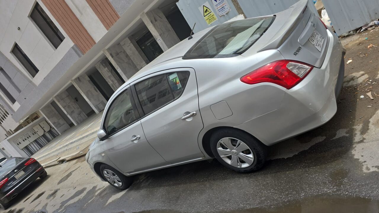 Jeddah, Vehicles, Cars & Trucks , SAR 24000,  Nissan Sunny,  2017,  Automatic,  176000 KM,  Car  For Sale