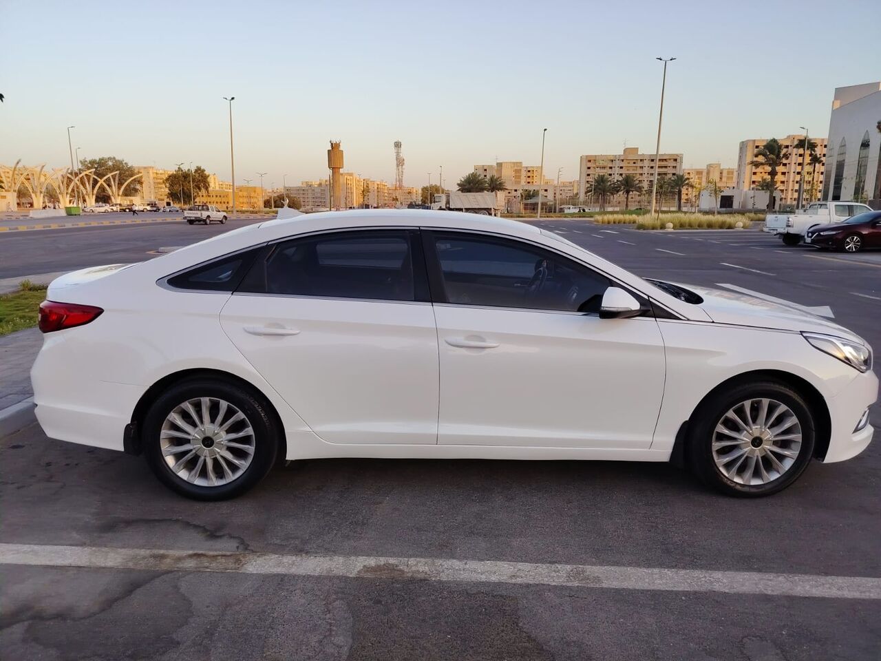 Al Khobar Al Shamalia, Vehicles, Cars & Trucks , SAR 32999,  Hyundai Sonata,  2016,  Automatic,  300000 KM,  VERY NEAT & CLEAN  4Cylinder Very Well Maintained. Looks And Drives