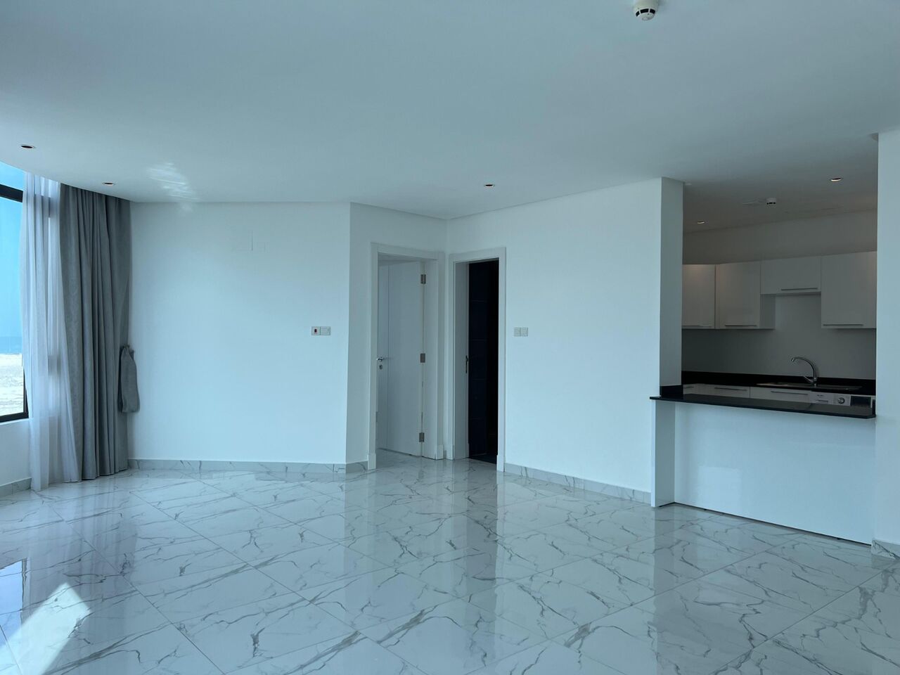 Manama, Apartments, Flats, Houses & Villas, BHD 390/month,  2 BR,  TWO BEDROOM FLAT AT SEEF