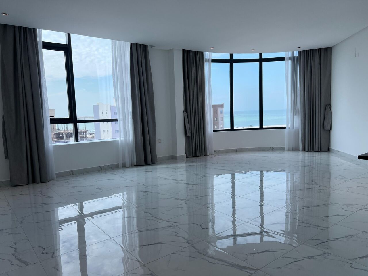Manama, Apartments, Flats, Houses & Villas, BHD 390/month,  2 BR,  TWO BEDROOM FLAT AT SEEF