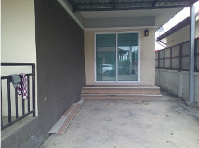 Bangkok, Real Estate For Sale, THB 2750000,  2 BR,  41 Sq. Feet,  Single House For Sale, Baan Sin Perm Project. Pracha Ruam Jai Road  Bangkok