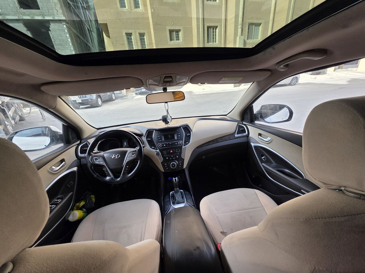 Dammam, Vehicles, Cars & Trucks , SAR 41000,  Hyundai Santa Fe,  2018,  Automatic,  193000 KM,  Haif Full.  4cylinder