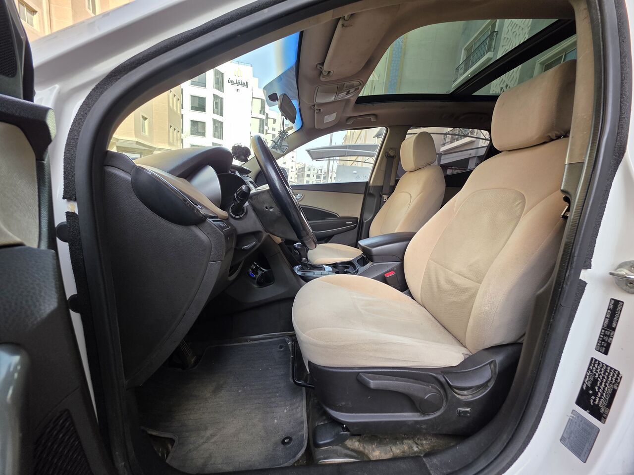 Dammam, Vehicles, Cars & Trucks , SAR 41000,  Hyundai Santa Fe,  2018,  Automatic,  193000 KM,  Haif Full.  4cylinder