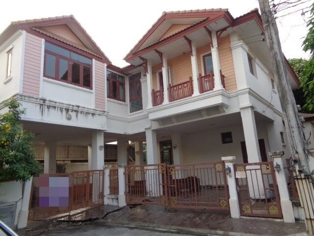 Bangkok, Real Estate For Sale, THB 4600000,  3 BR,  61 Sq. Feet,  Single House For Sale, Baan Fah Green Park Royal Thonburirom Project, Pracha Uthit Road.