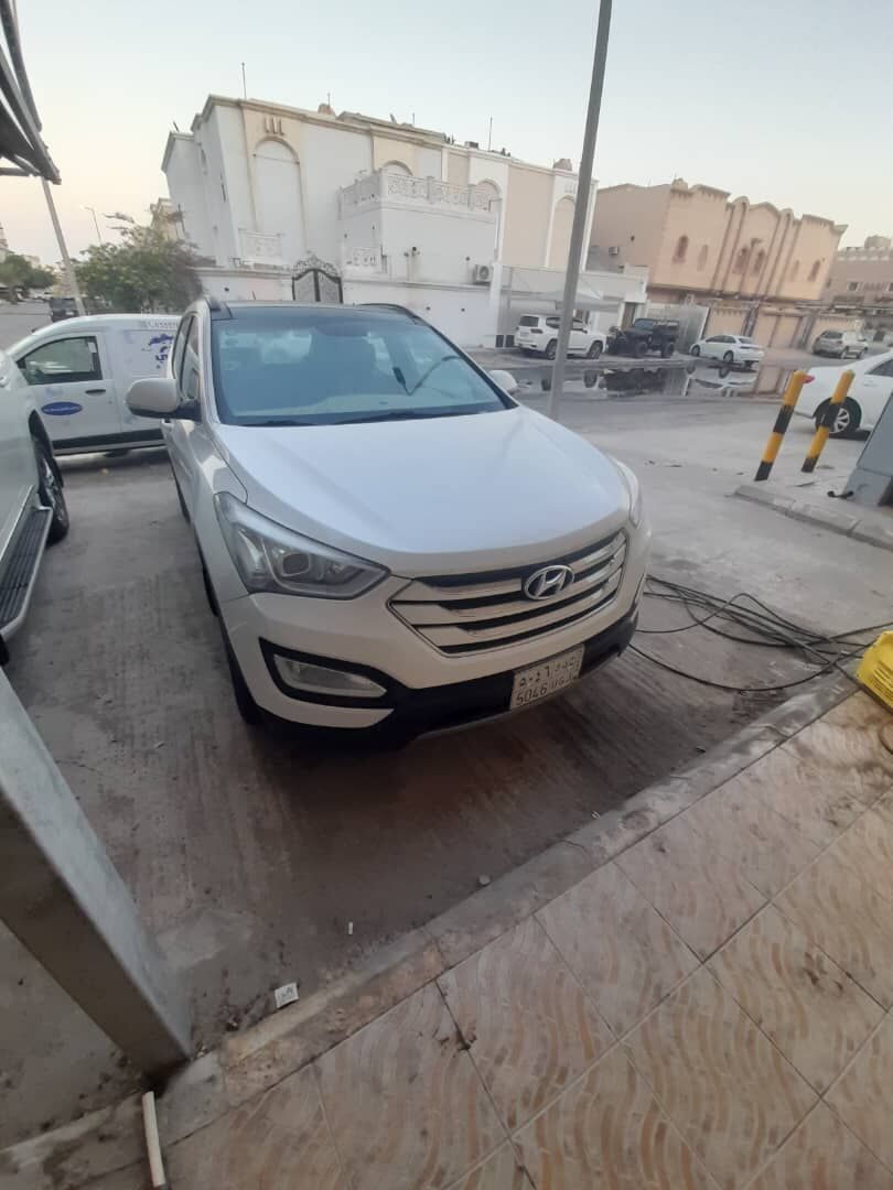 Jubail, Vehicles, Cars & Trucks , SAR 35000,  Hyundai Santafe,  2015,  Automatic,  180000 KM,  SAR 35000,  Hyundai Santafé, Small Engine, Single User For Sale