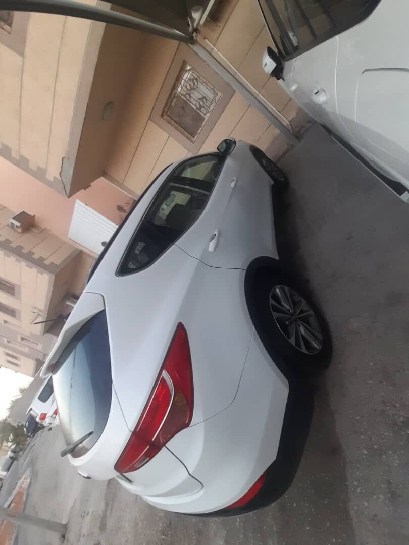 Jubail, Vehicles, Cars & Trucks , SAR 35000,  Hyundai Santafe,  2015,  Automatic,  180000 KM,  SAR 35000,  Hyundai Santafé, Small Engine, Single User For Sale
