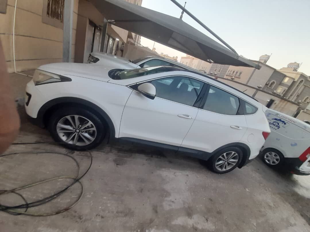 Jubail, Vehicles, Cars & Trucks , SAR 35000,  Hyundai Santafe,  2015,  Automatic,  180000 KM,  SAR 35000,  Hyundai Santafé, Small Engine, Single User For Sale