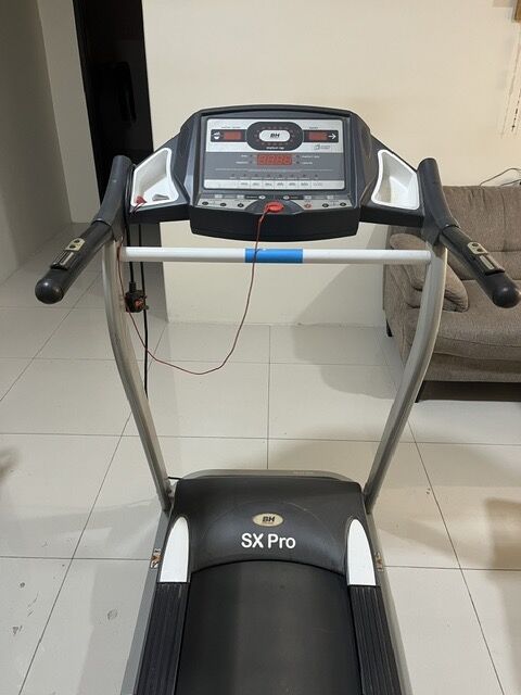 Jubail, Sporting Goods, SAR 600,  TREAD MILL