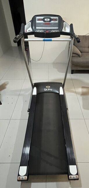 Jubail, Sporting Goods, SAR 600,  TREAD MILL