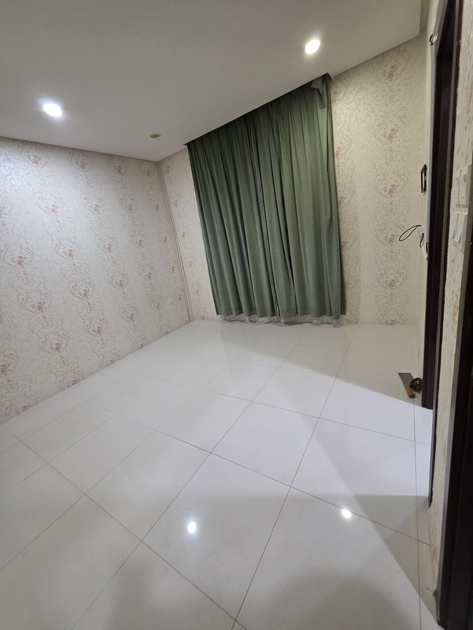Hidd, Apartments, Flats, Houses & Villas, BHD 260,  2 BR,  Amazing Price For A Flat With Ewa In Hidd