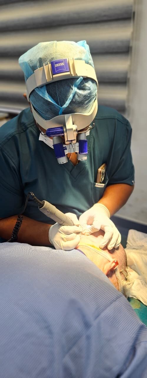 New Delhi, Health, Best Hair Transplant Doctor In Delhi | Advanced Hair Restoration Clinic | Alloroots