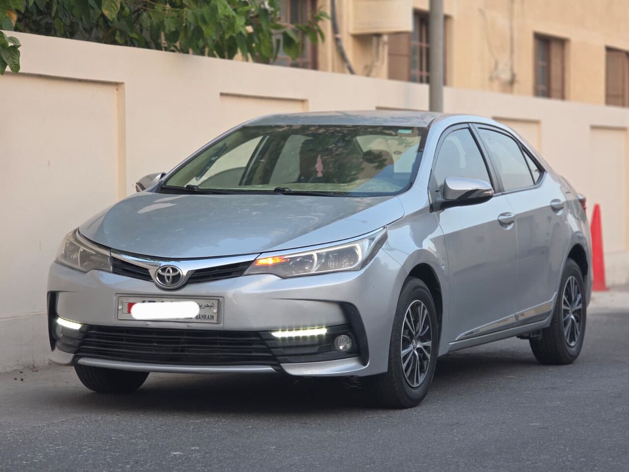 Umm Al Hassam, Vehicles, Cars & Trucks , BHD 3450,  Toyota Corolla XLE,  2018,  Automatic,  170000 KM,  TOYOTA COROLLA  FOR SALE