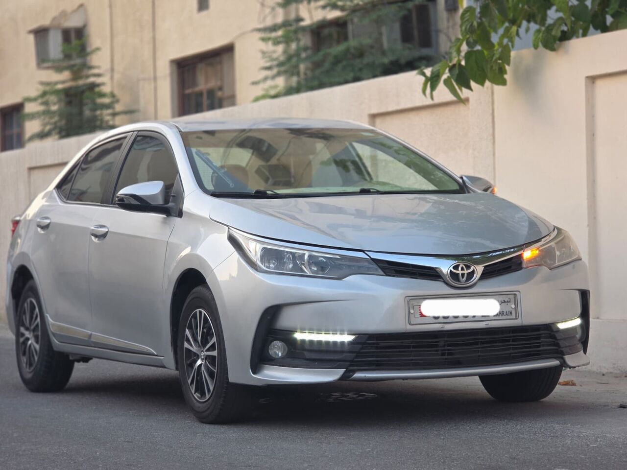 Umm Al Hassam, Vehicles, Cars & Trucks , BHD 3450,  Toyota Corolla XLE,  2018,  Automatic,  170000 KM,  TOYOTA COROLLA  FOR SALE
