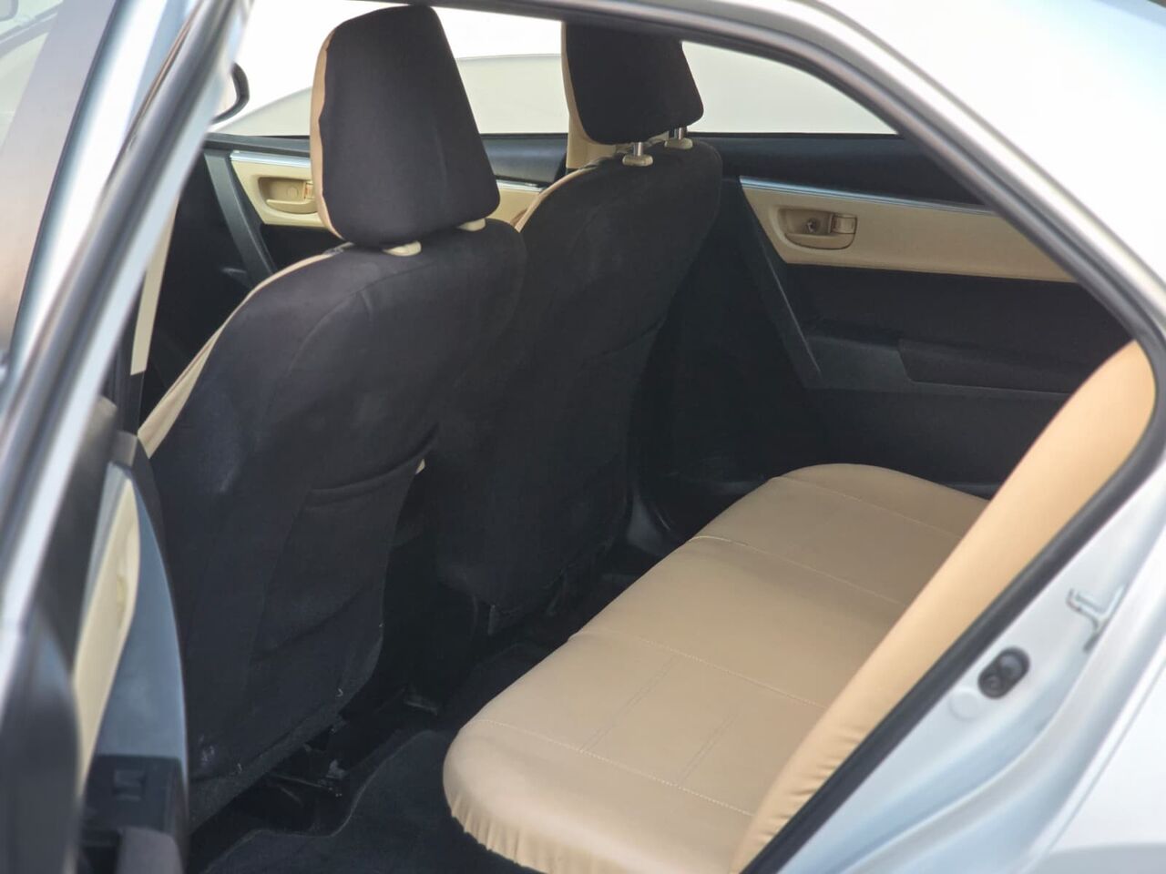 Umm Al Hassam, Vehicles, Cars & Trucks , BHD 3450,  Toyota Corolla XLE,  2018,  Automatic,  170000 KM,  TOYOTA COROLLA  FOR SALE