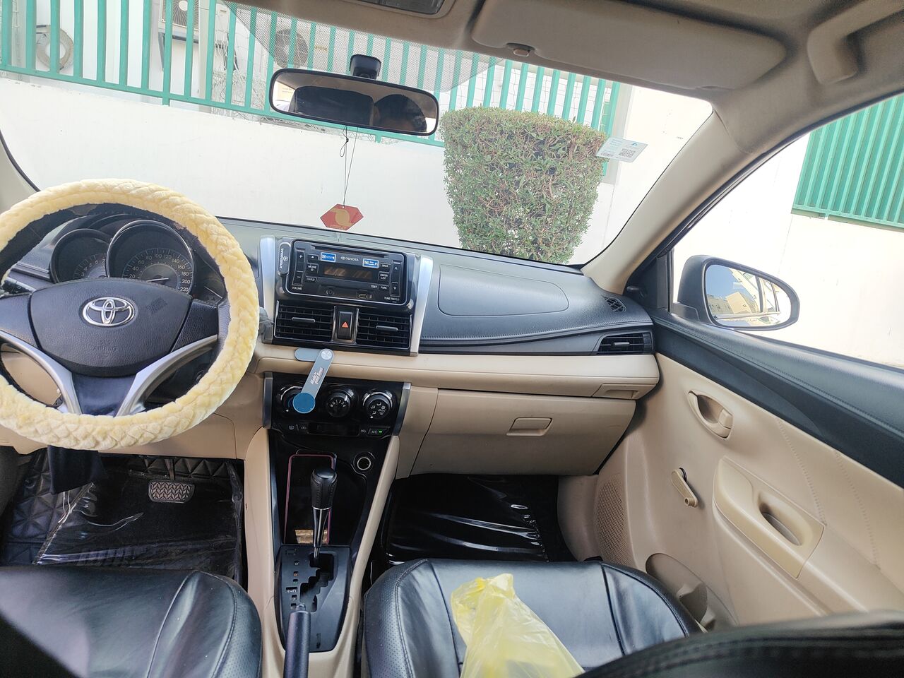 Jeddah, Vehicles, Cars & Trucks , SAR 24000,  Toyota Yaris,  2015,  Automatic,  400 KM,  Yaris