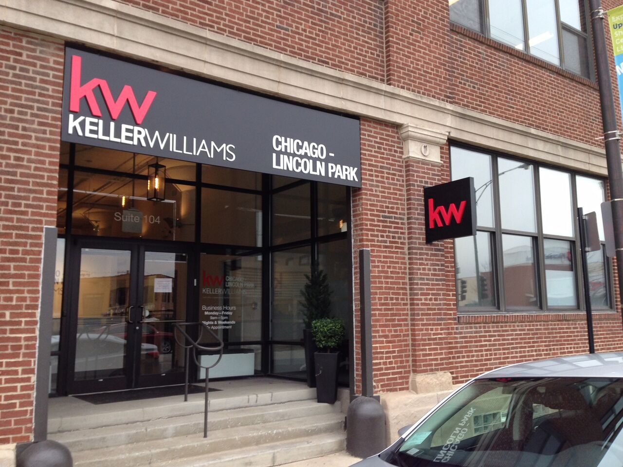 New York, Business, Storefront Signs In Fort Worth West That Help Local Businesses Stand Out