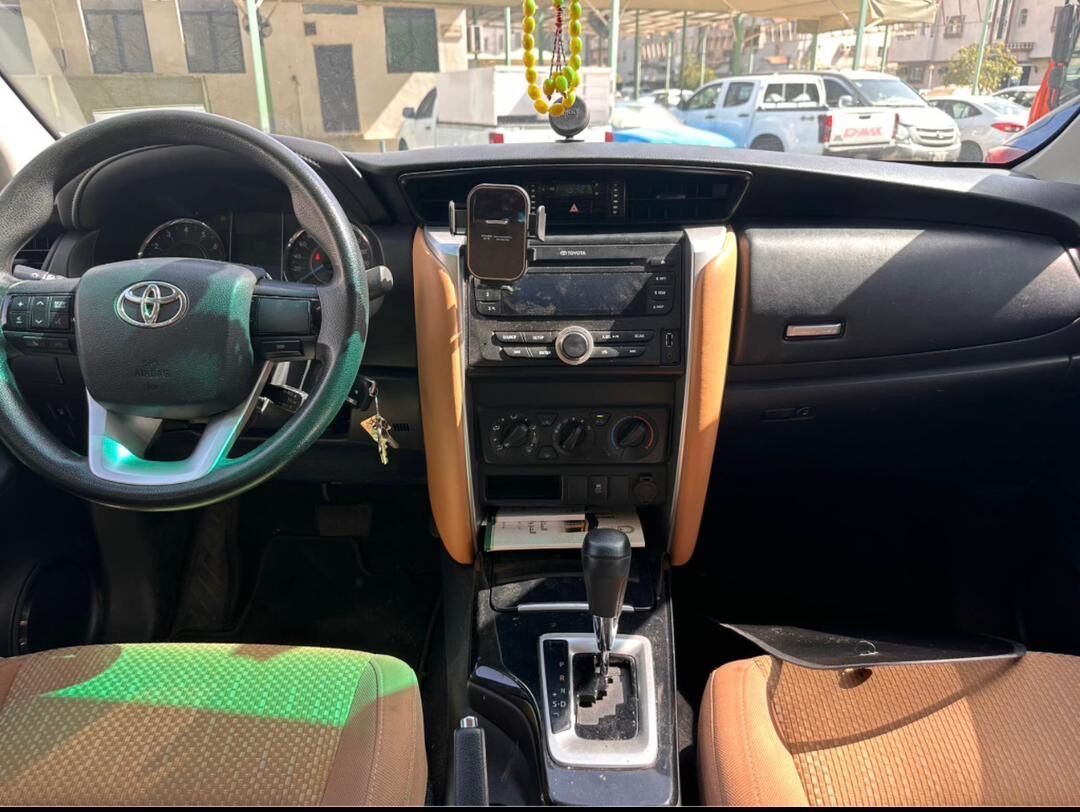 Jeddah, Vehicles, Cars & Trucks , SAR 75000,  Toyota Fortuner,  2017,  Automatic,  150000 KM,