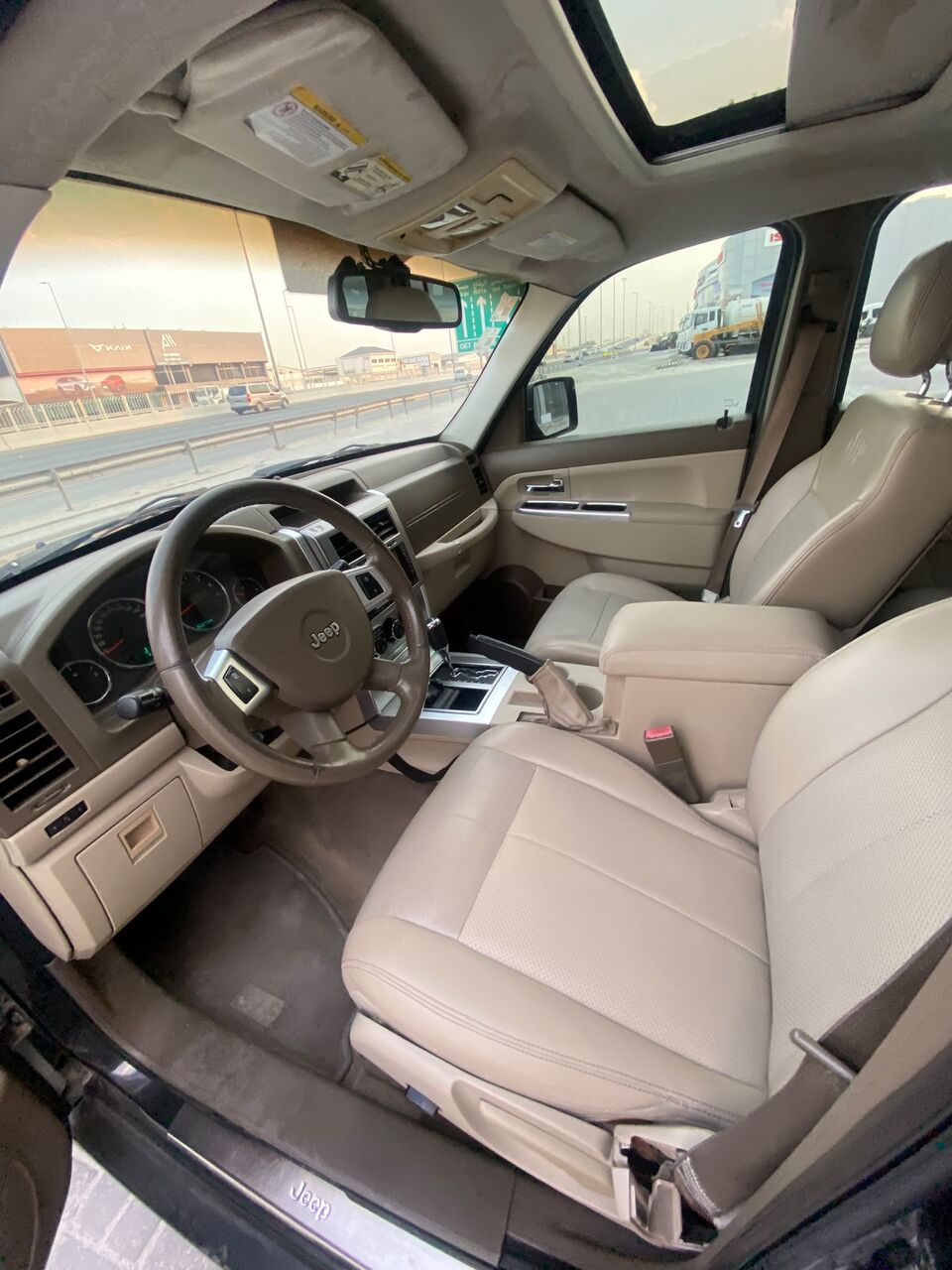 Manama, Vehicles, Cars & Trucks , BHD 1150,  Jeep Grand Cherokee LTD,  2010,  Automatic,  202750 KM,    (Black)