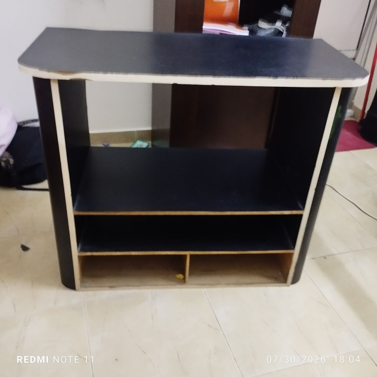 East Riffa, Furniture, BHD 7,  Study Table In Excellent Condition.