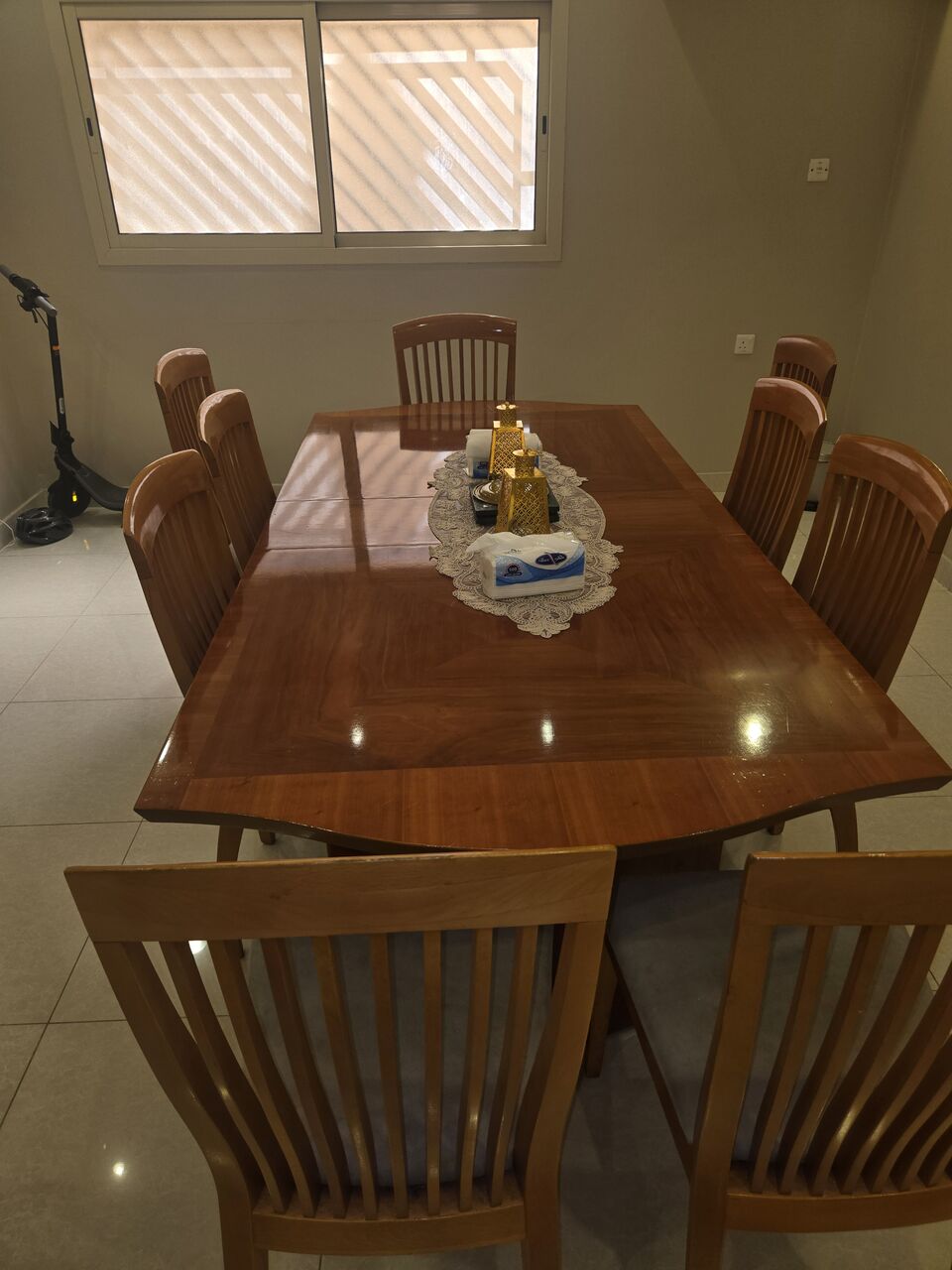 Riyadh, Furniture, SAR 1000,  Dinning Table
