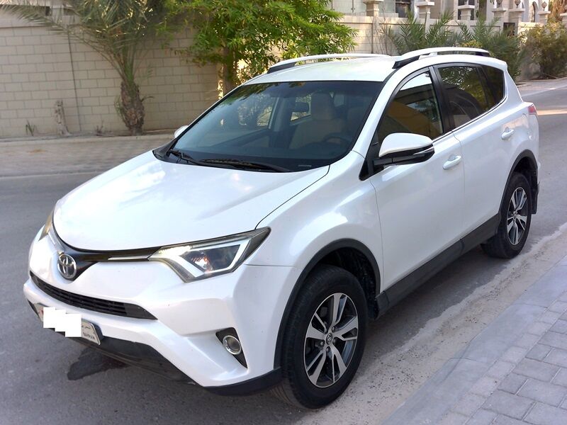 Manama, Vehicles, Cars & Trucks , BHD 4800,  Toyota RAV4,  2016,  Automatic,  278000 KM,  4x4 Drive - Expat Owner - Price Neg.