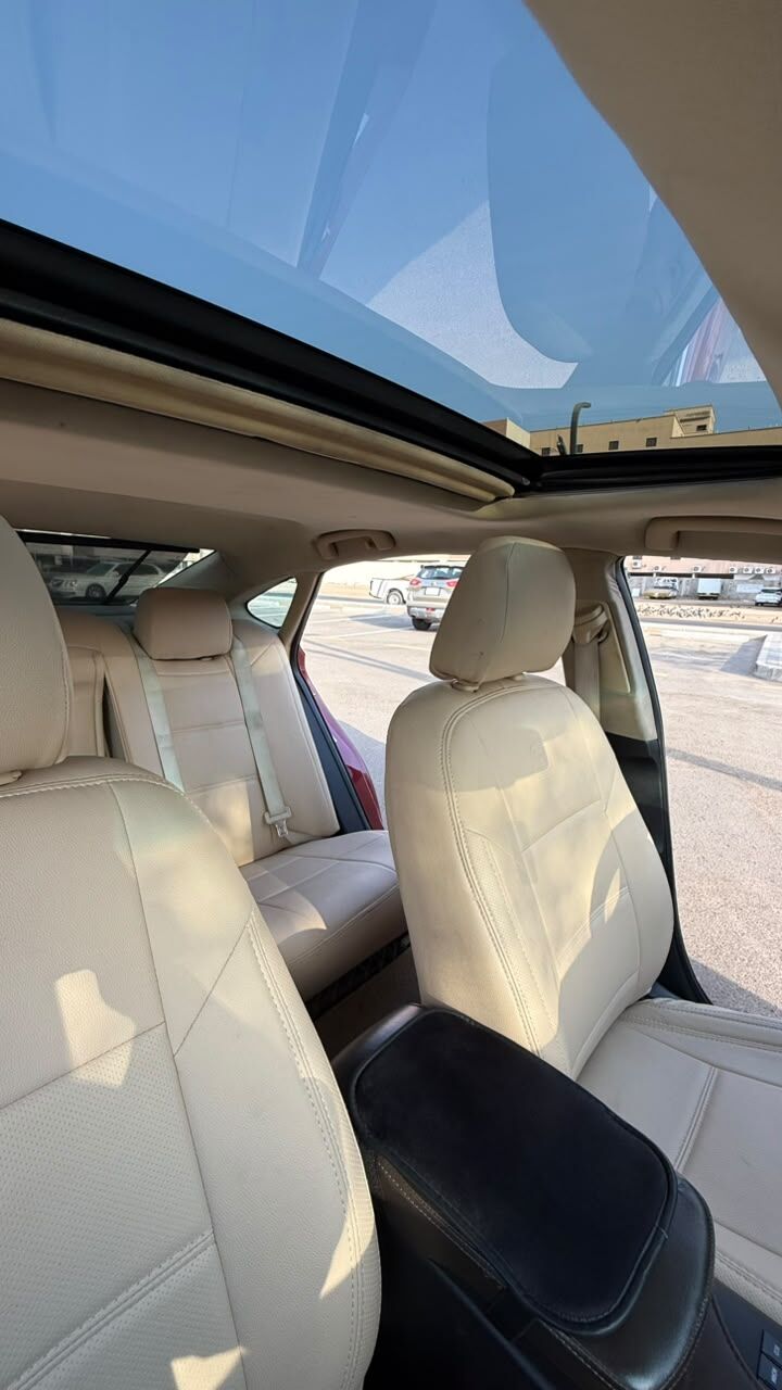 Salamah, Vehicles, Cars & Trucks , SAR 65000,  Toyota Avalon,  2015,  Automatic,  184000 KM,    FULL OPTION , LIMITED EDITION