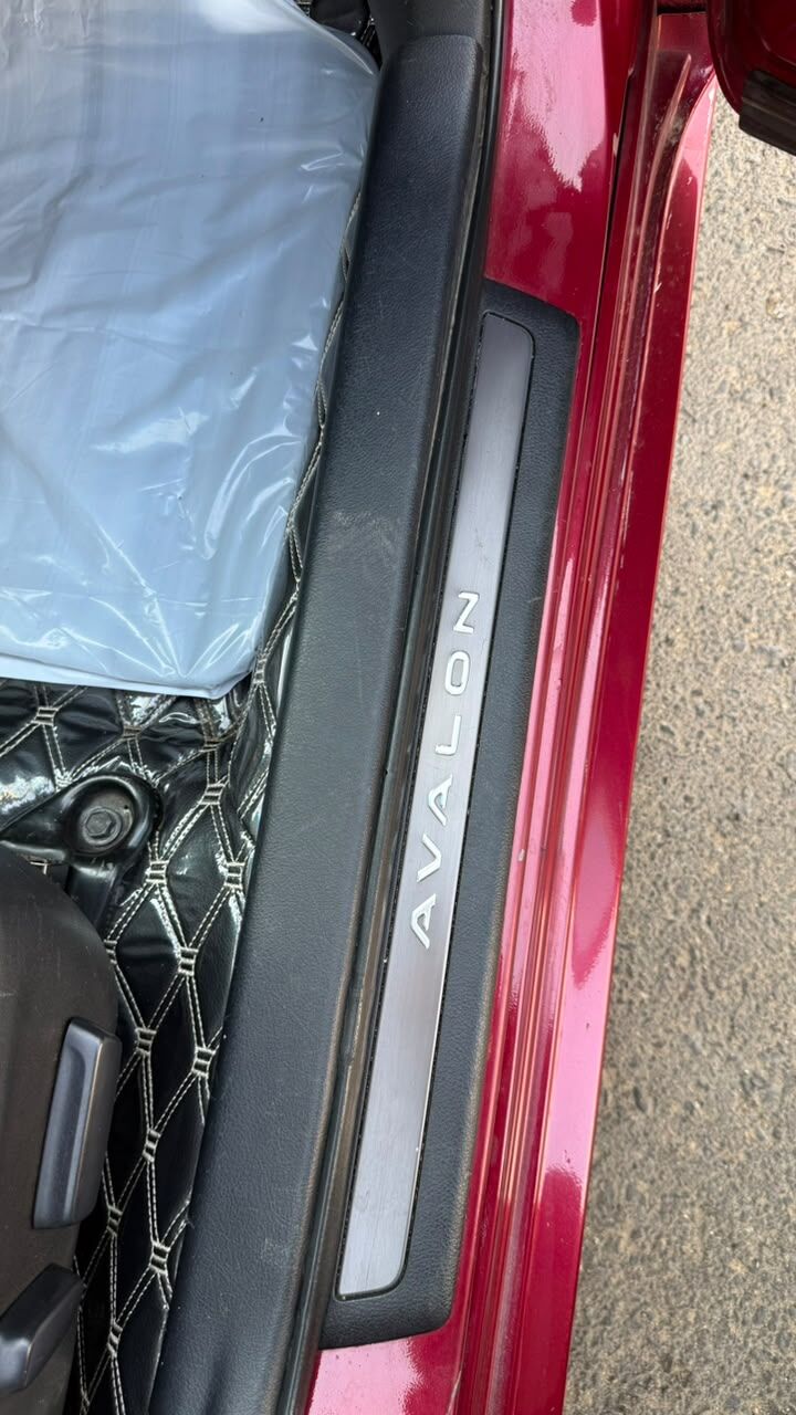 Salamah, Vehicles, Cars & Trucks , SAR 65000,  Toyota Avalon,  2015,  Automatic,  184000 KM,    FULL OPTION , LIMITED EDITION