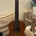 SAR 250,  Yamaha Guitar C40