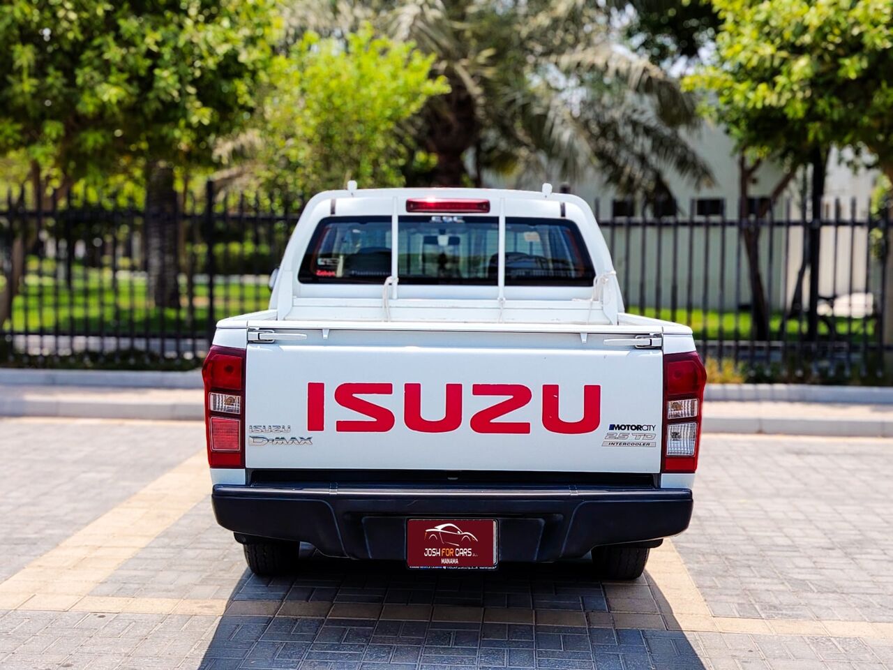 Manama, Vehicles, Cars & Trucks , BHD 5199,  Isuzu D-MAX,  2021,  Manual,  175000 KM,  Isuzu Dmax  Diesal