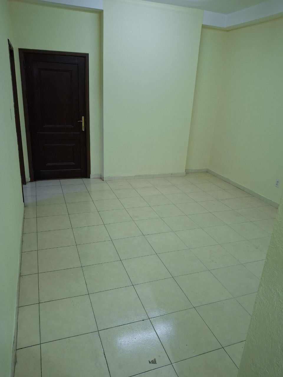 Al Jubail Al Balad, Apartments, Flats, Houses & Villas, SAR 1100/month,  1 BR,  400 Sq. Feet,  Executive Bachelor Room Behind Jubail Mall