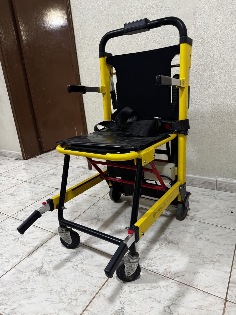 Jubail, Electronics, SAR 800,  Urgently Selling Electric Mobile Climbing Chair