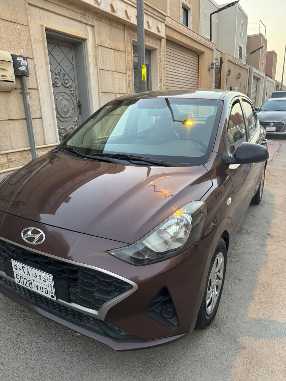 Al Wadi, Vehicles, Cars & Trucks , SAR 25000,  Hyundai I10,  2022,  Automatic,  91000 KM,   Hyundai Grand I10  &ndash; Brown &ndash; For Sale